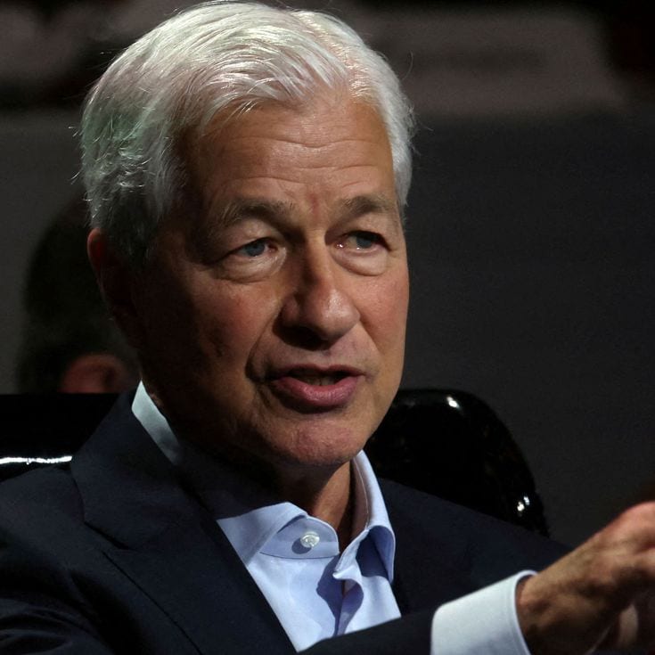 neukirchen di jpmorgan, manager dei pagamenti per 12 mila miliardi, sottolinea il dominio del dollaro nel sistema finanziario globale.